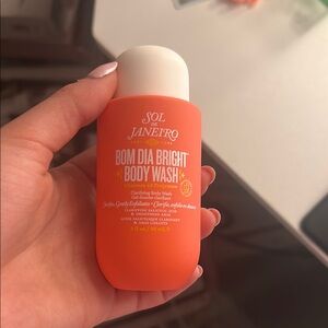 Sol de Janeiro Orange and White Body Wash
